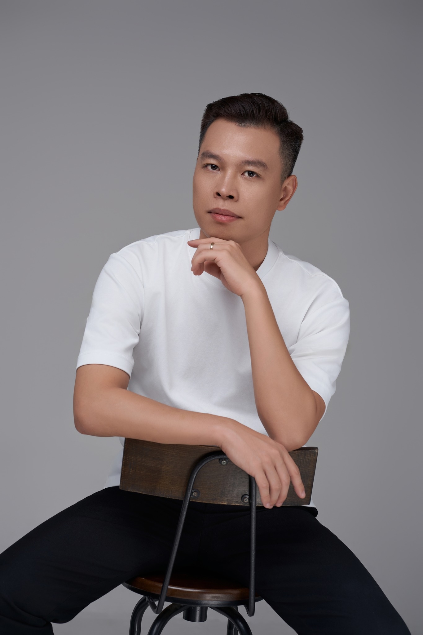 Lê Viết Hưng